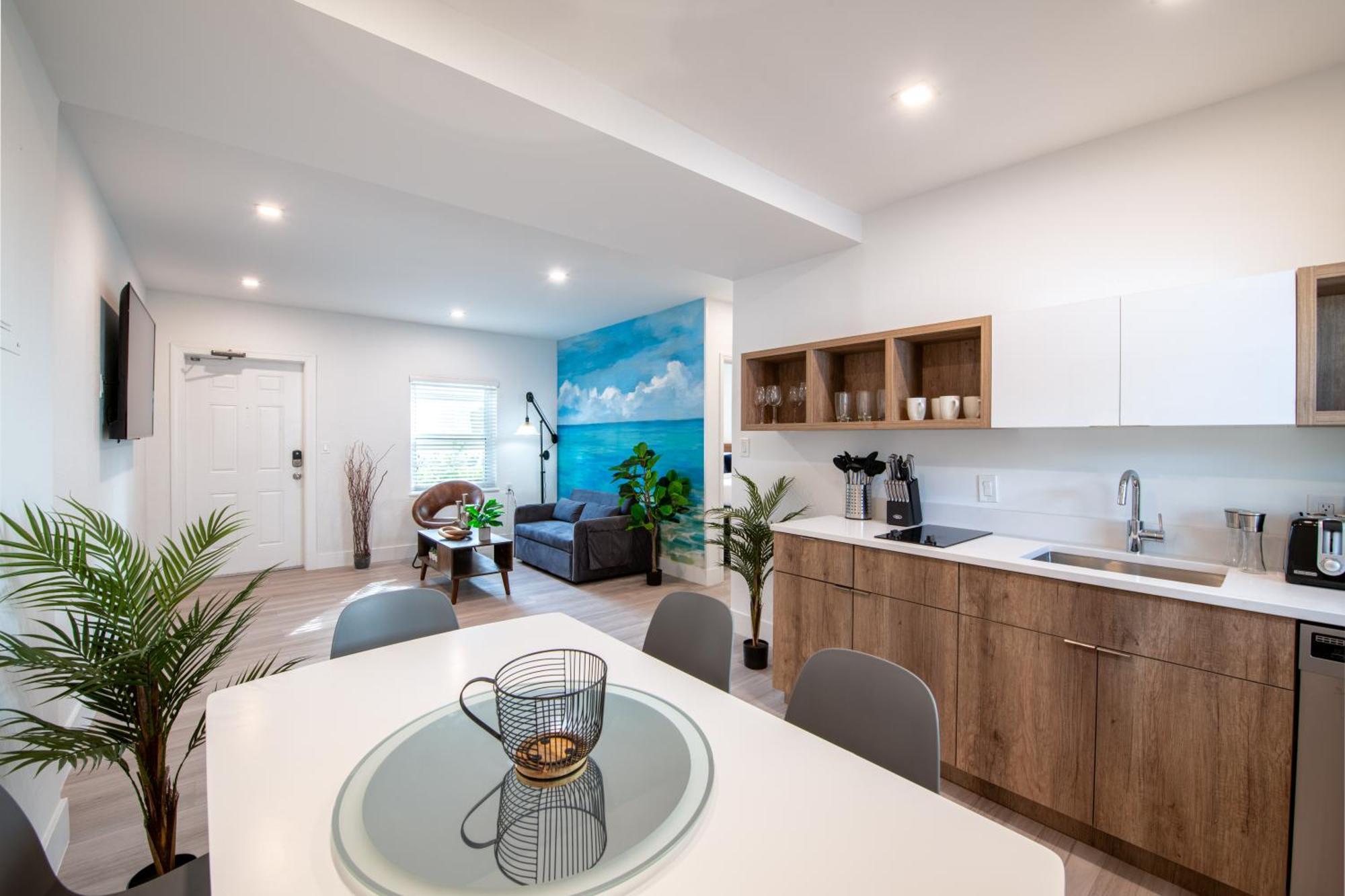 The Lauderdale Boutique Hotel 3*